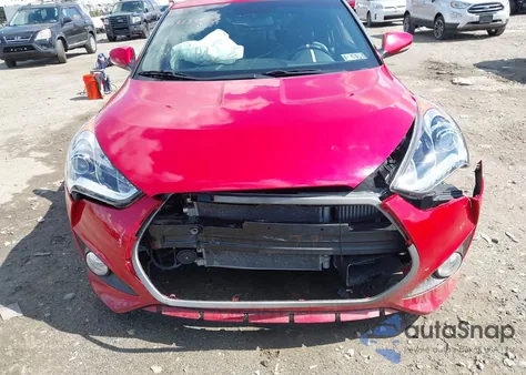 2016 Hyundai Veloster Turbo z USA, uszkodzony, nr VIN KMHTC6AE5GU304098